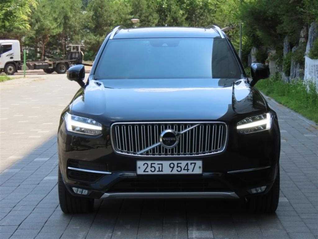 Volvo XC90 2019 Negro - Importación desde Corea - HF Imports Iquique - Foto 1