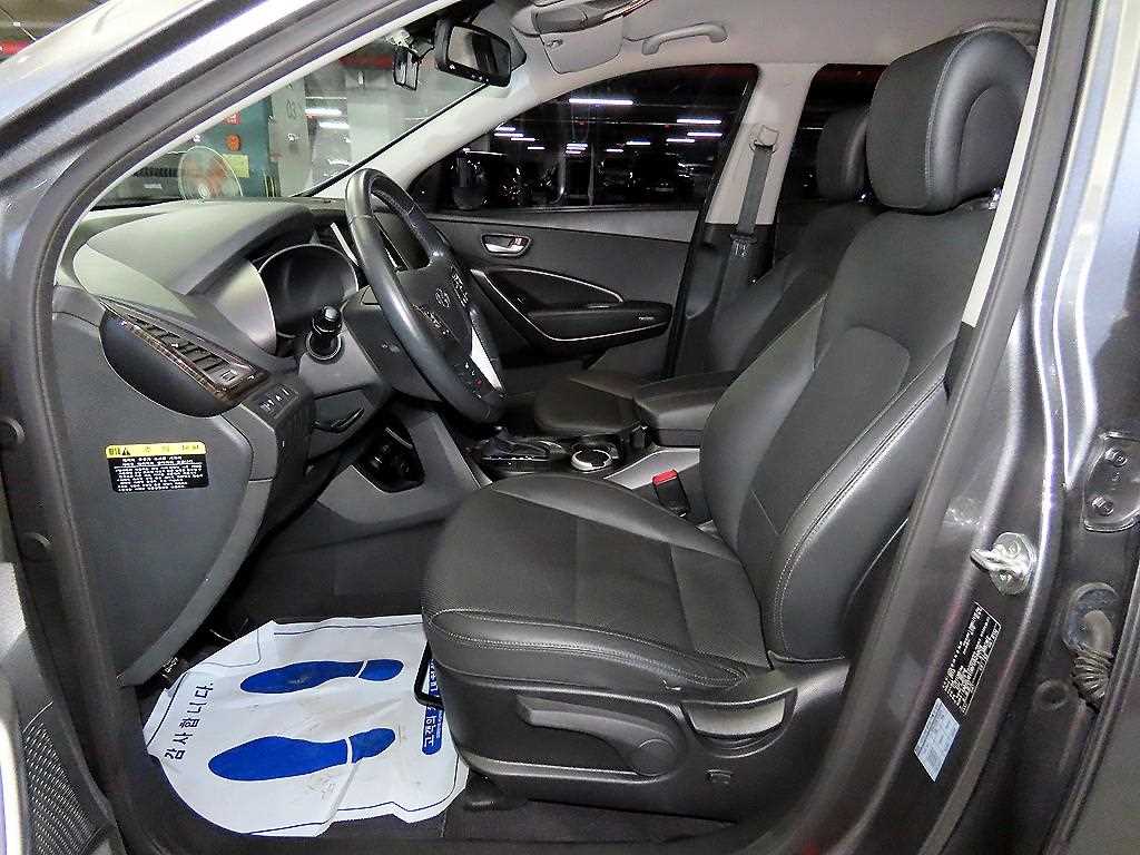HYUNDAI Santa Fe - Vista 8