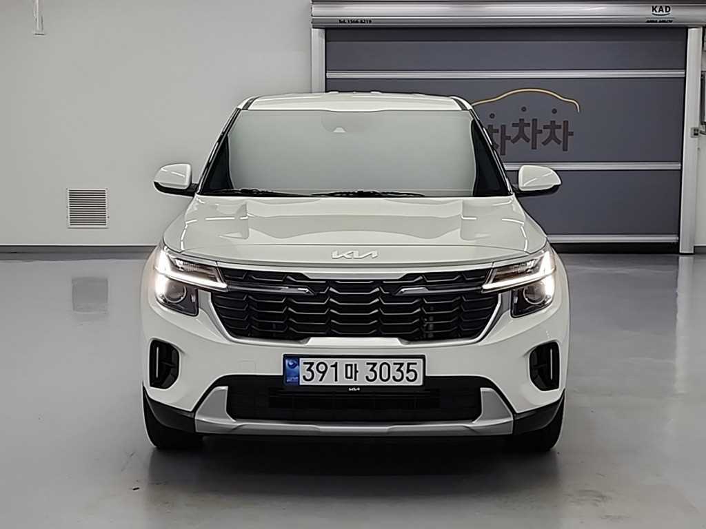 KIA Seltos - Vista 2