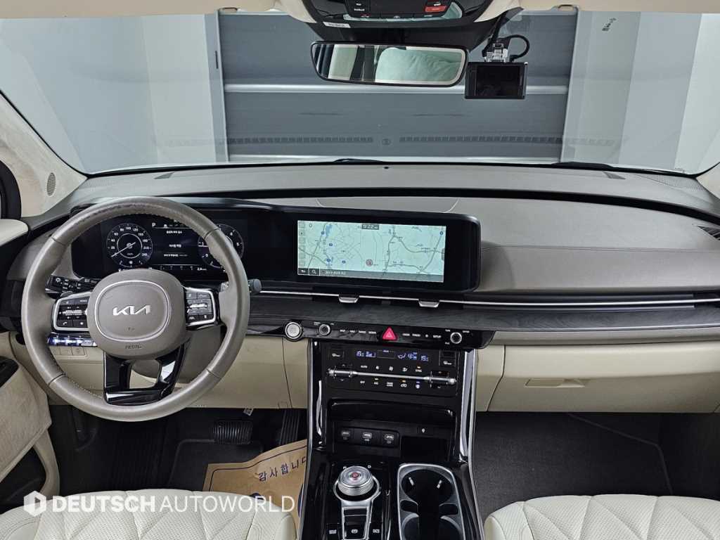 KIA Carnival - Vista 9