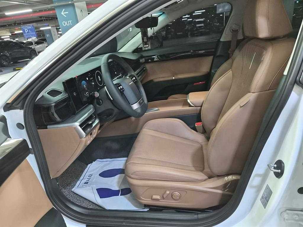 HYUNDAI Grandeur - Vista 8