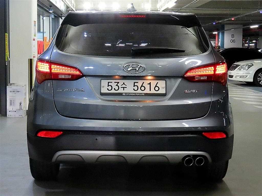 HYUNDAI Santa Fe - Vista 7