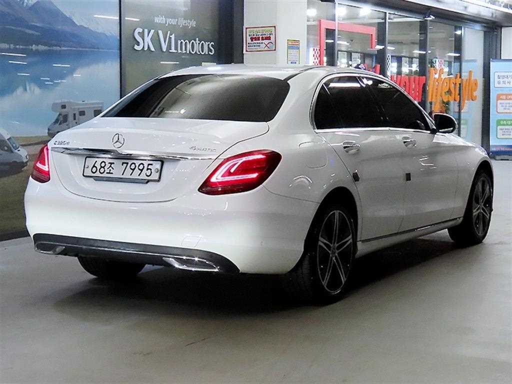 Mercedes Benz C Class - Vista 6
