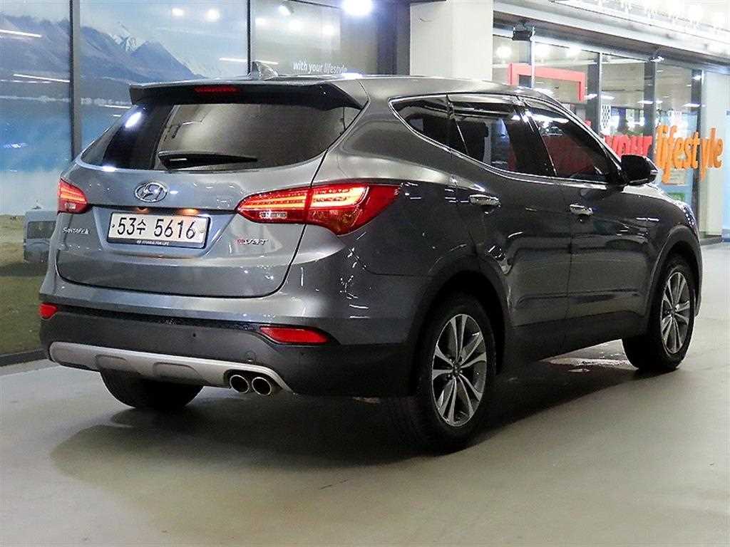 HYUNDAI Santa Fe - Vista 6