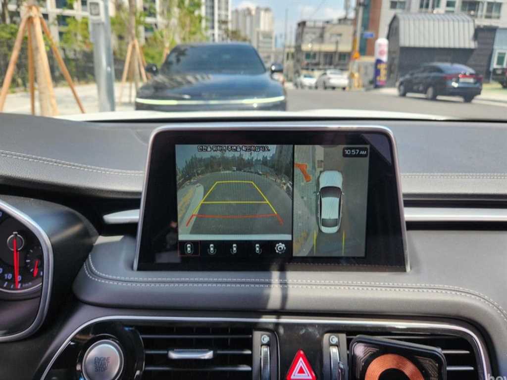 Genesis G70 - Vista 8