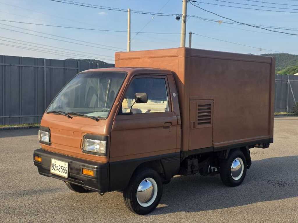 Small Truck Cargo (small) - Vista 3