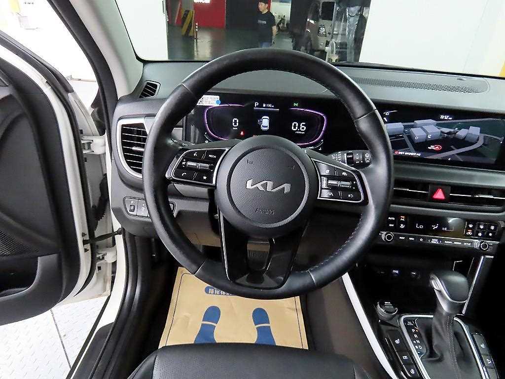 KIA Seltos - Vista 11