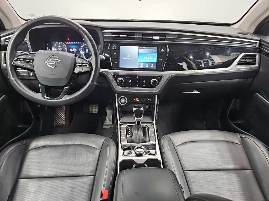 Ssangyong Korando - Vista 9