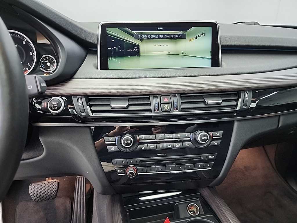 BMW X5 - Vista 12