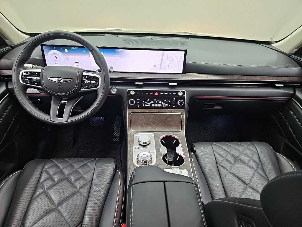 Genesis GV80 - Vista 9