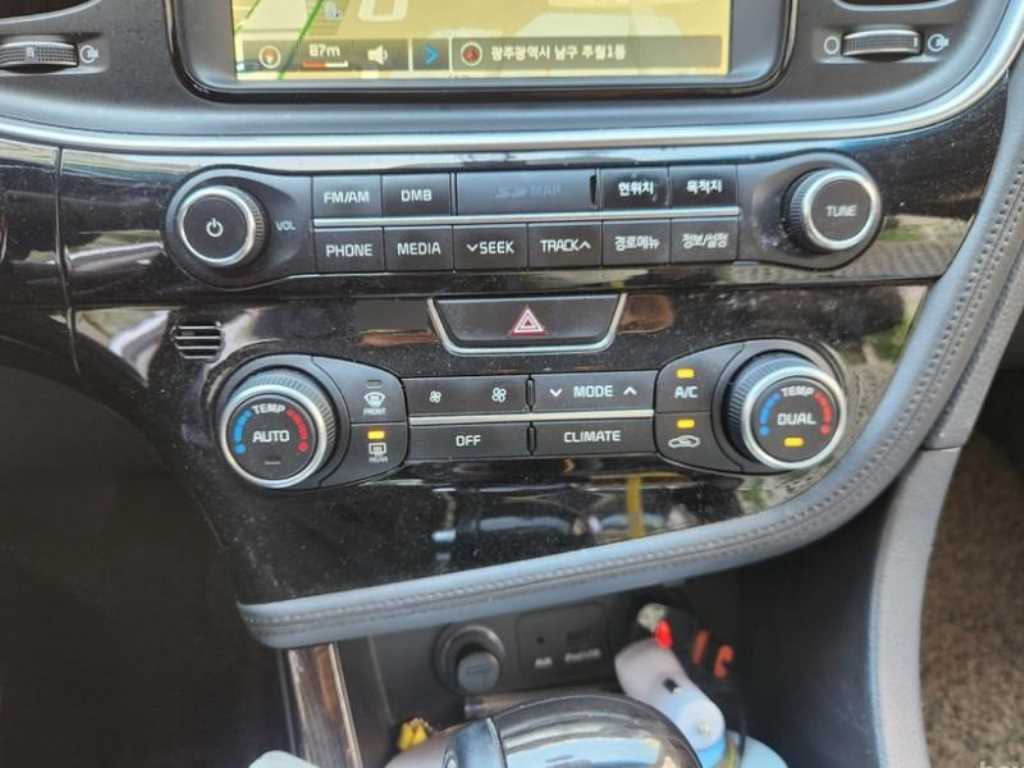 KIA K5 - Vista 7