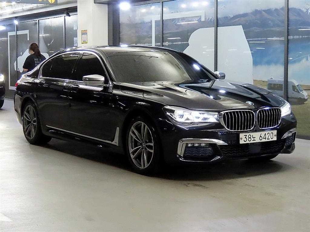 BMW 7 Series 2018 Negro - Importación desde Corea - HF Imports Iquique - Foto 1