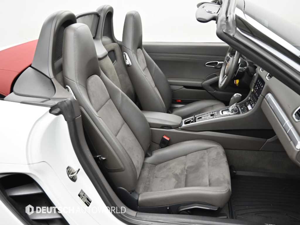 Porsche 718 - Vista 12