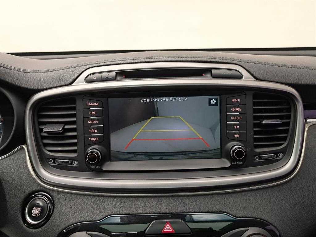 KIA Sorento - Vista 12