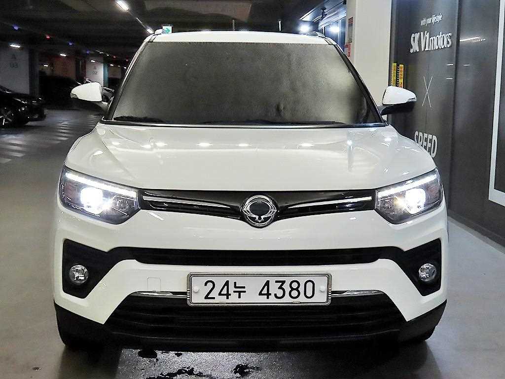 Ssangyong Tivoli - Vista 2