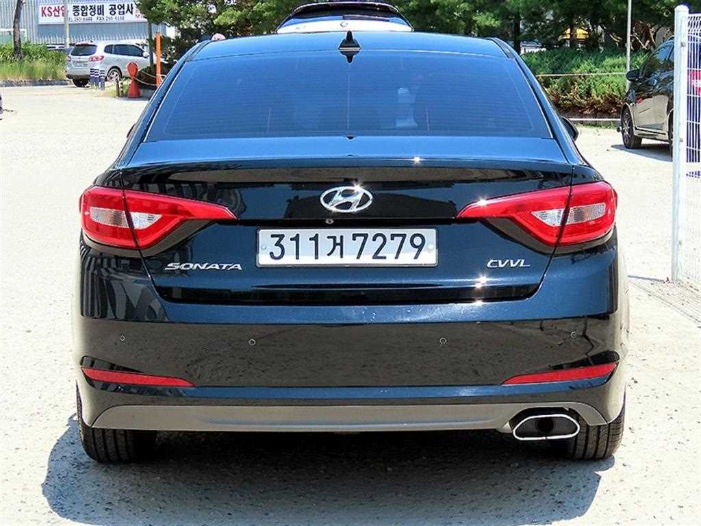 HYUNDAI Sonata - Vista 6