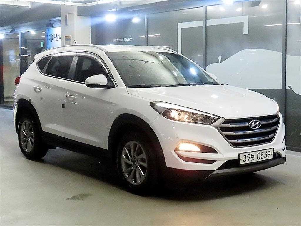 HYUNDAI Tucson 2016 Blanco - Importación desde Corea - HF Imports Iquique - Foto 1