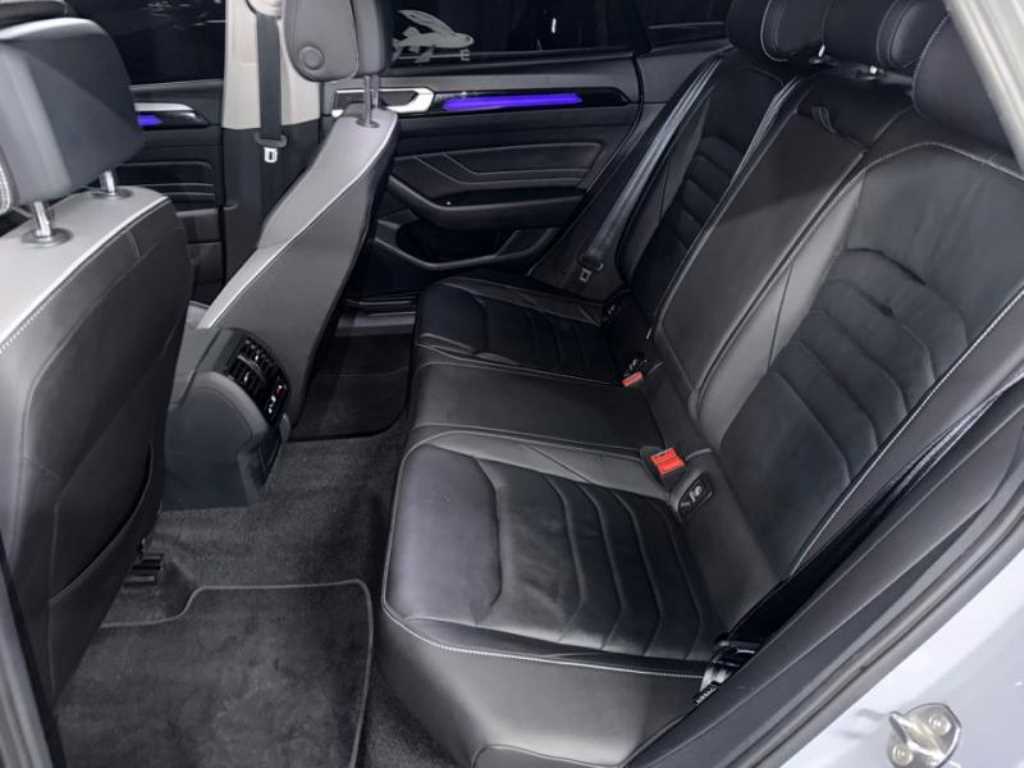 Volkswagen Arteon - Vista 9