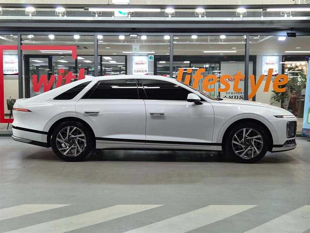 HYUNDAI Grandeur - Vista 3