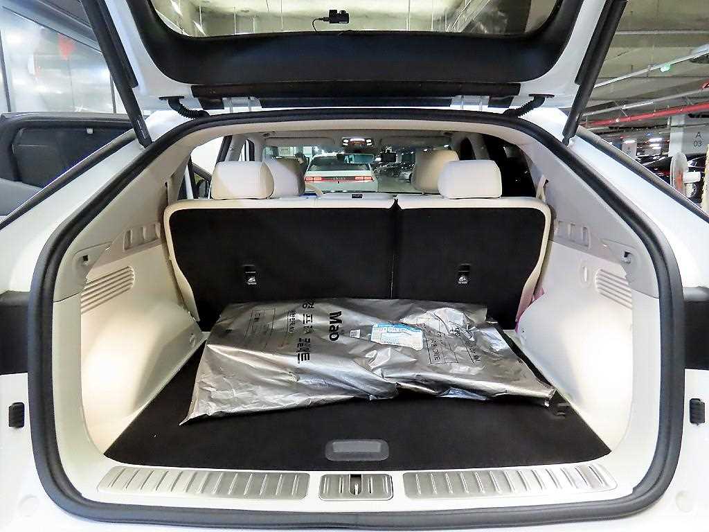 Genesis GV60 2022 Blanco - Importación desde Corea - HF Imports Iquique - Foto 17