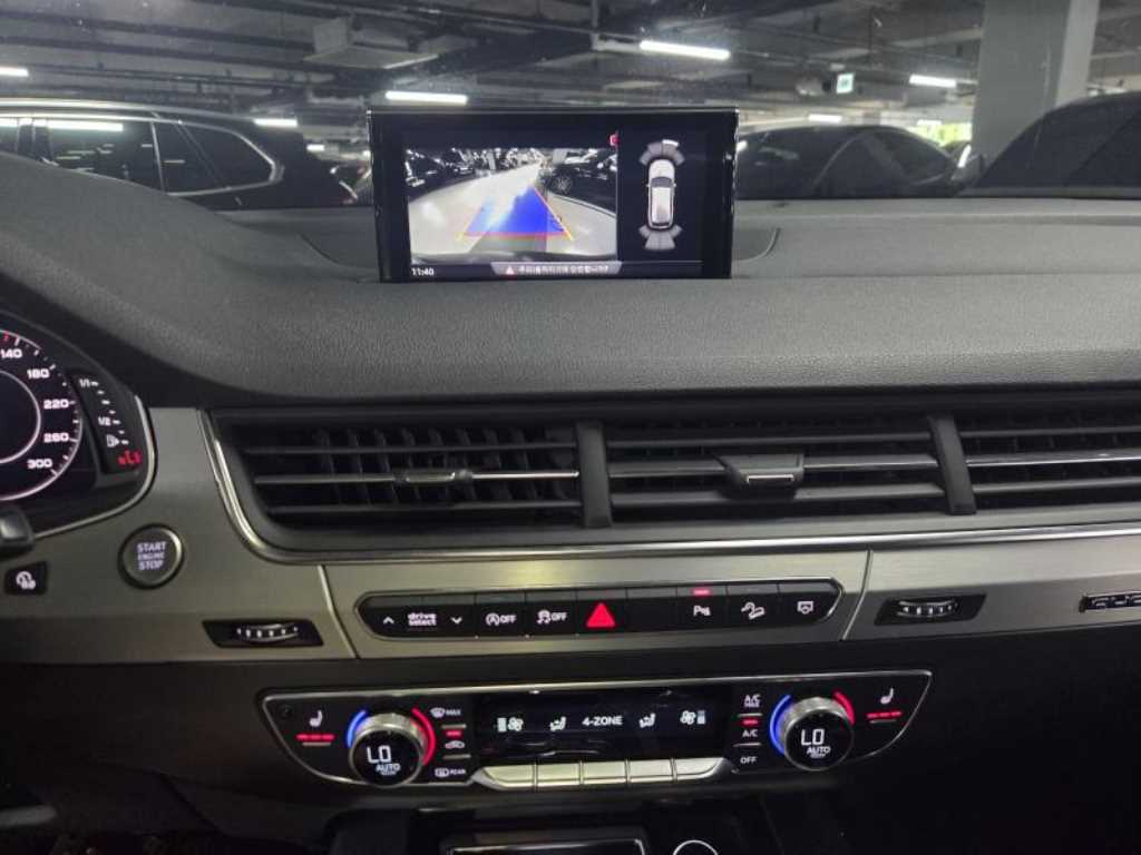 Audi Q7 - Vista 8