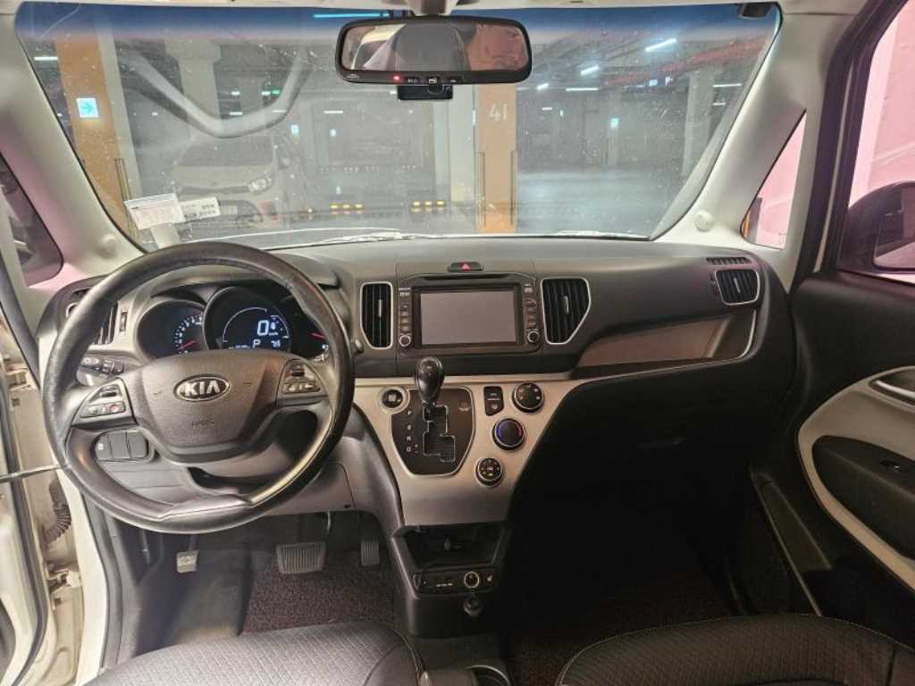 KIA Ray - Vista 9