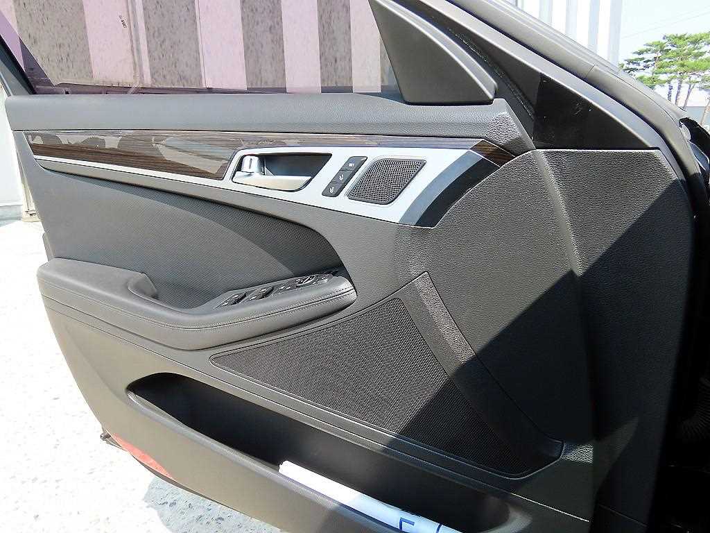 Genesis G80 2019 Negro - Importación desde Corea - HF Imports Iquique - Foto 14