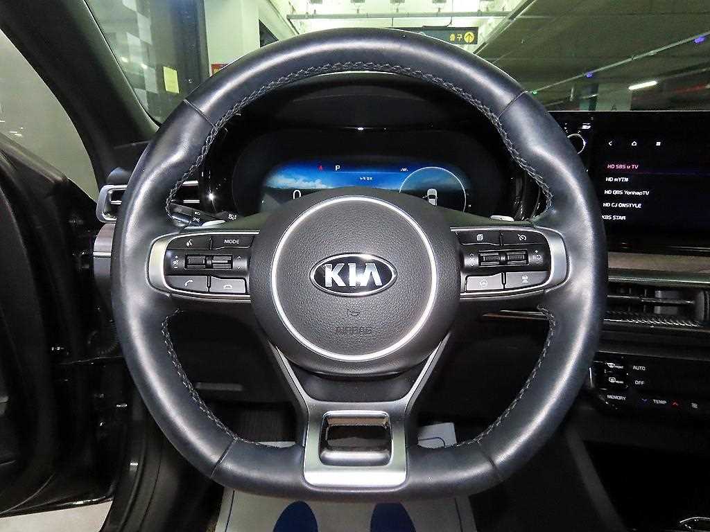 KIA K5 - Vista 10