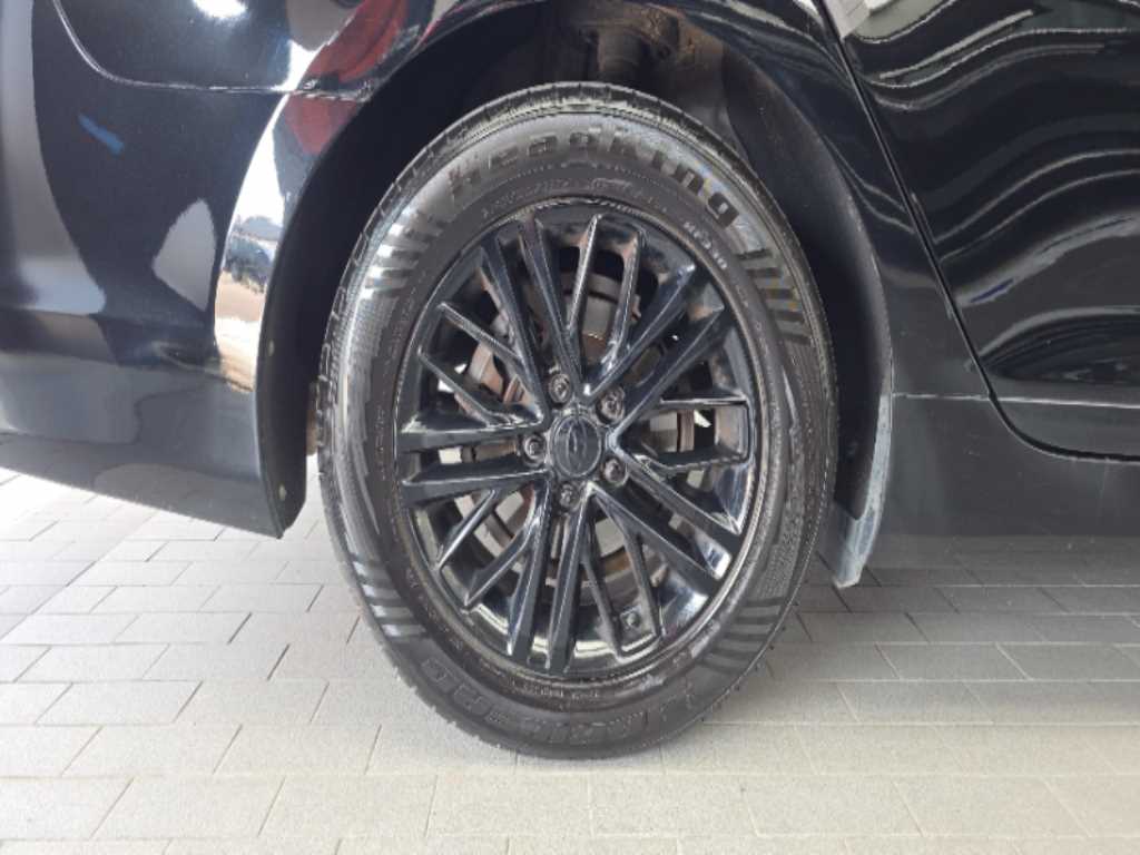 HYUNDAI Grandeur - Vista 7