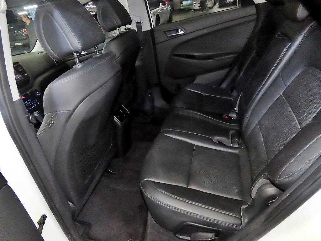 HYUNDAI Tucson - Vista 9