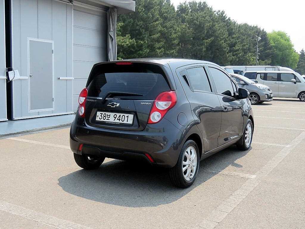 Chevrolet Spark - Vista 6
