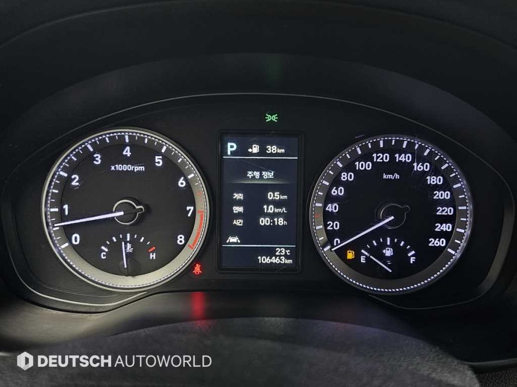 HYUNDAI Grandeur - Vista 10