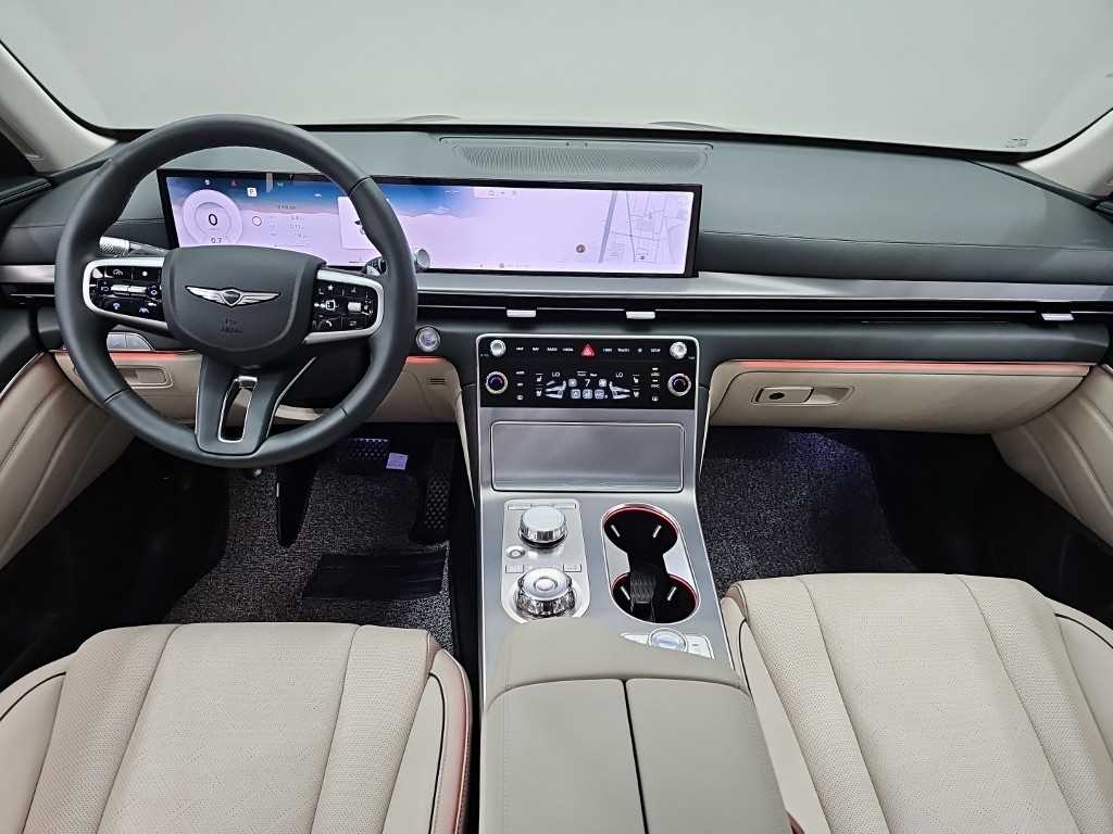 Genesis GV80 - Vista 9