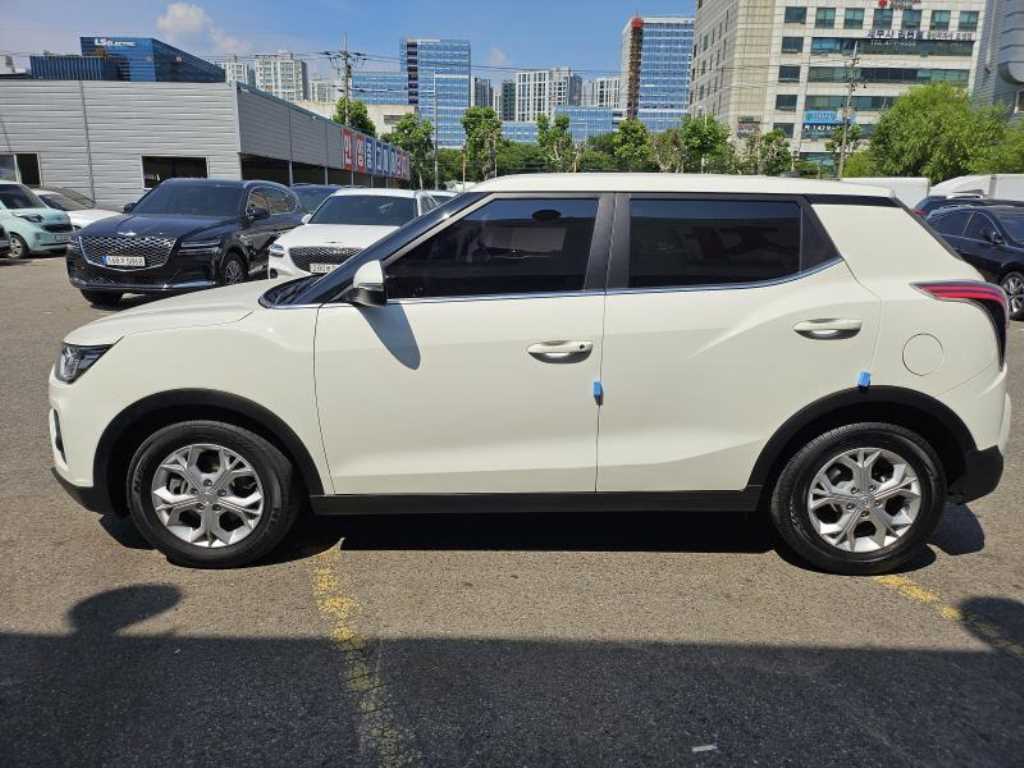 Ssangyong Tivoli - Vista 3