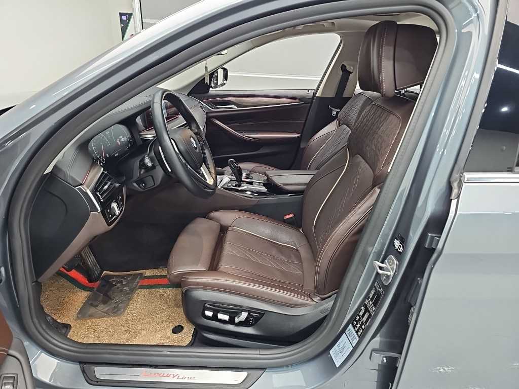 BMW 5 Series 2019 Gris - Importación desde Corea - HF Imports Iquique - Foto 13