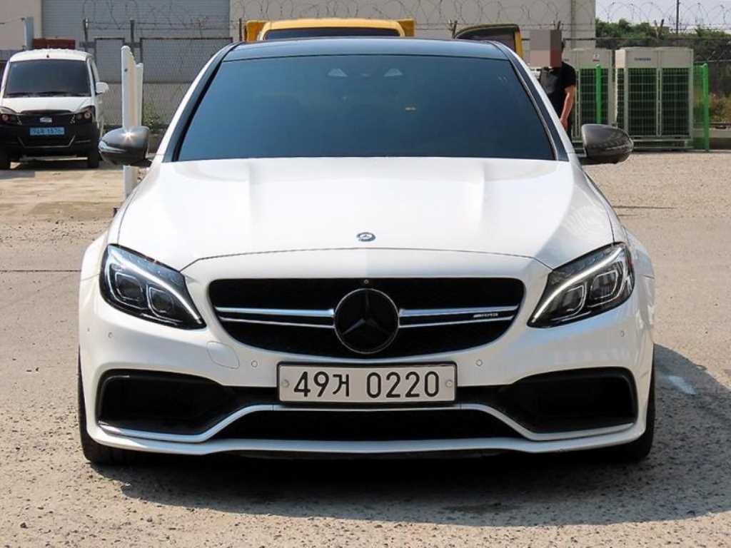 Mercedes Benz C Class 2015 Blanco - Importación desde Corea - HF Imports Iquique - Foto 1