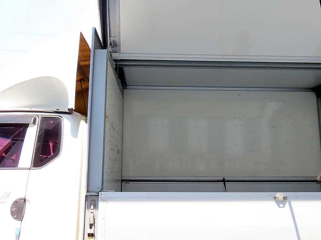Small Truck Top_Wingbody - Vista 8