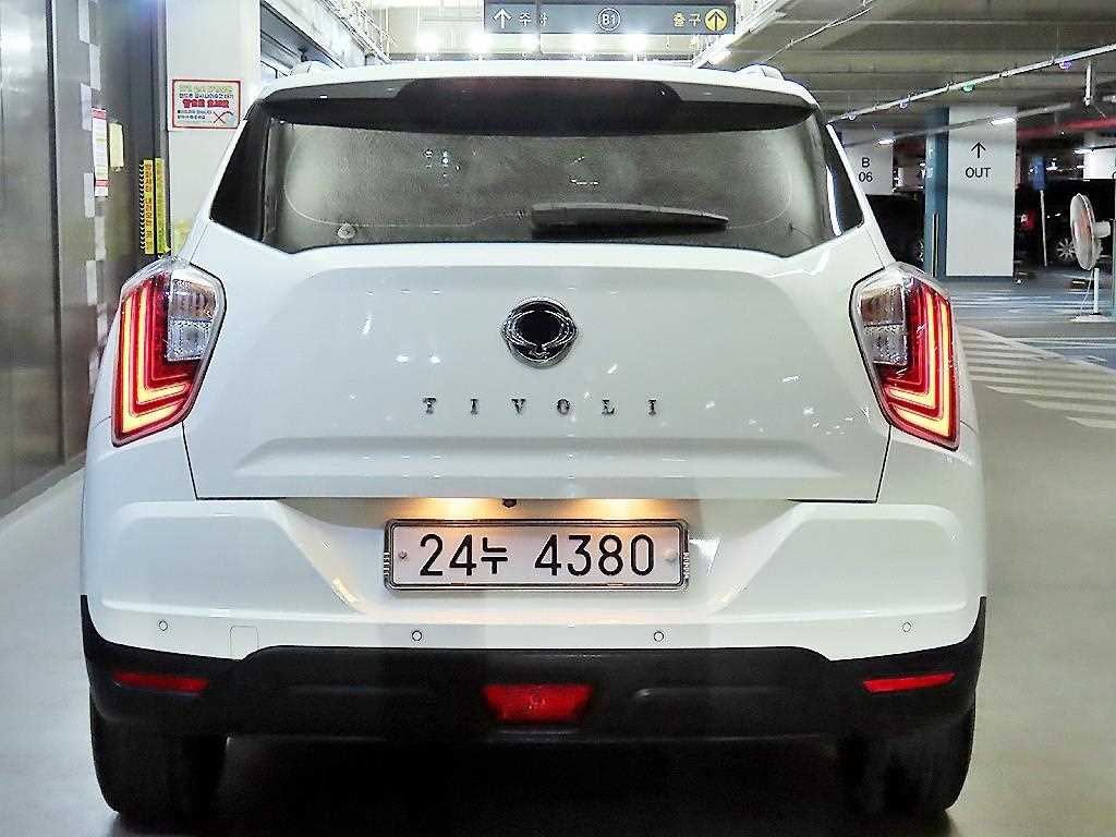 Ssangyong Tivoli - Vista 7