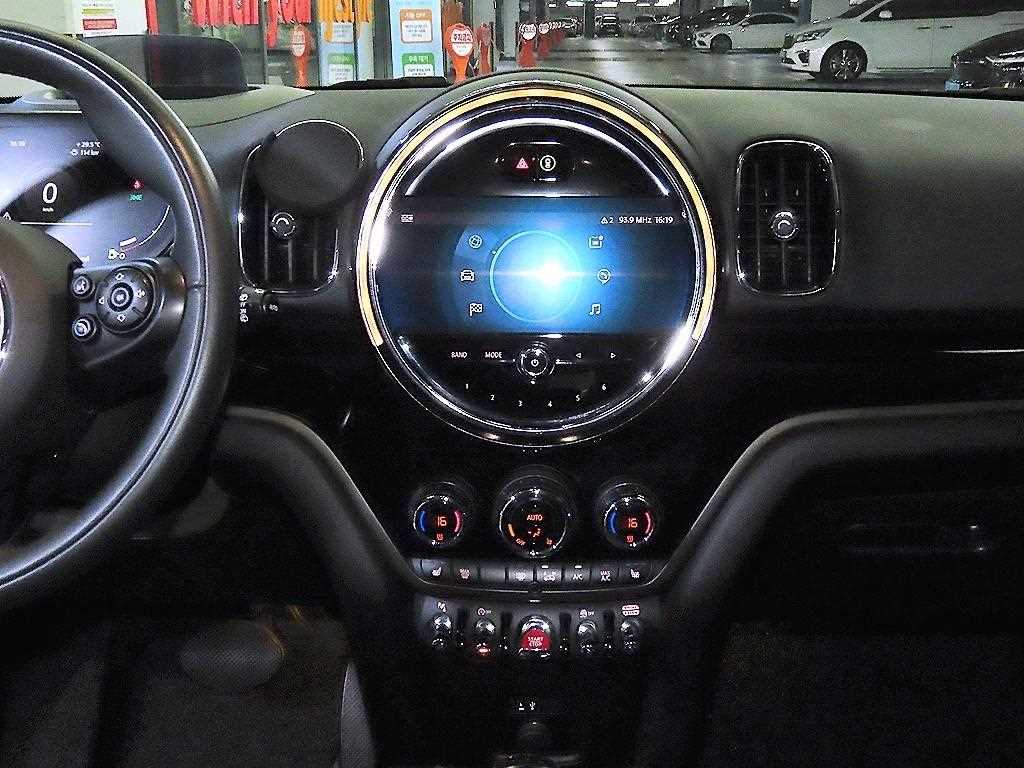 Mini Countryman 2021 Negro - Importación desde Corea - HF Imports Iquique - Foto 13