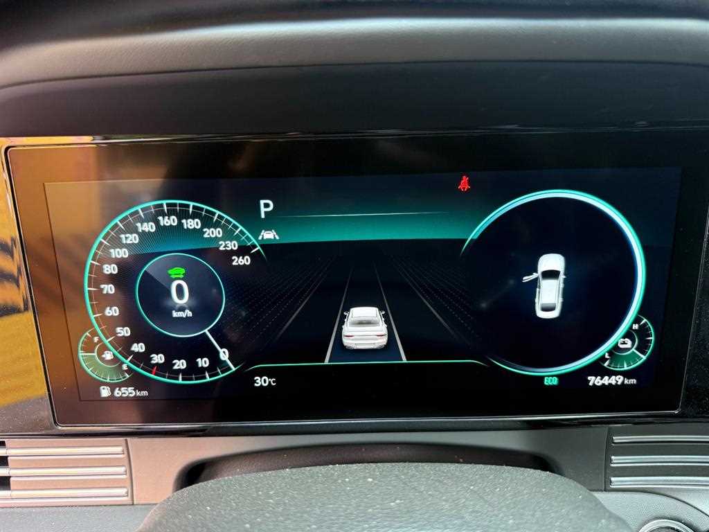 HYUNDAI Grandeur - Vista 9