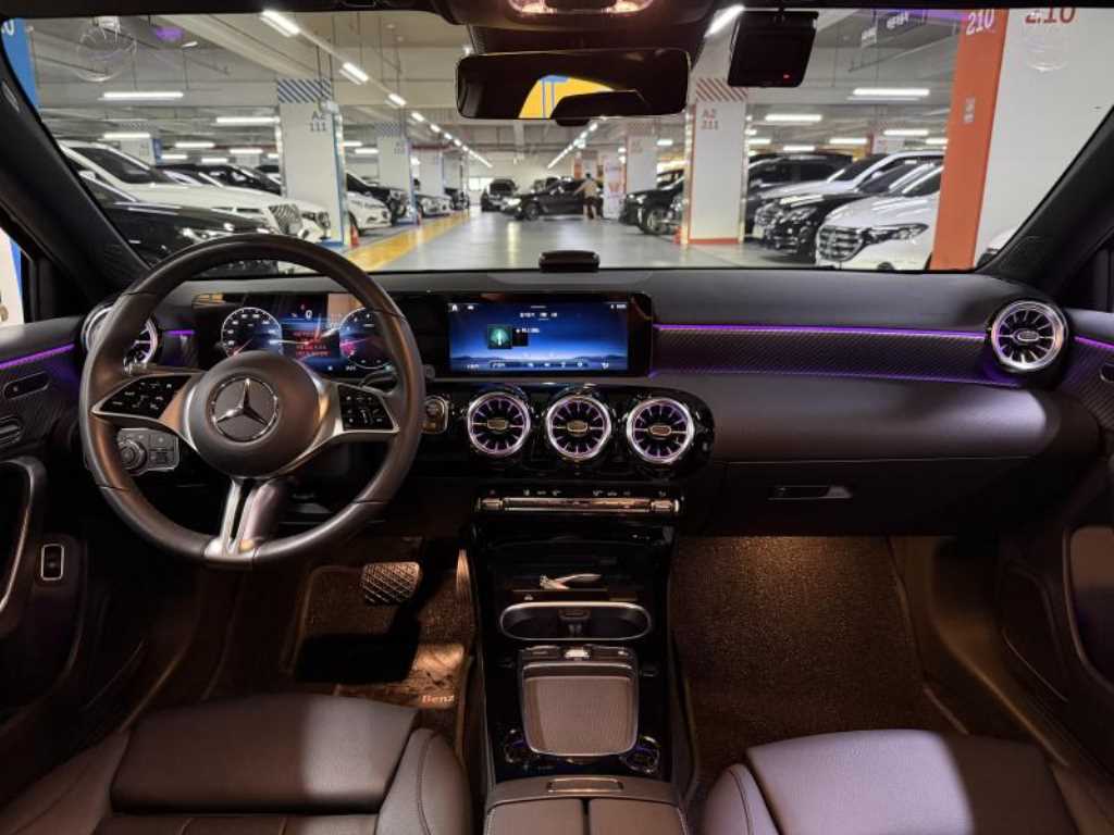 Mercedes Benz A Class - Vista 3