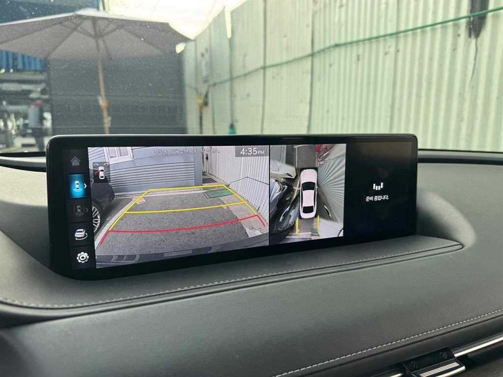 Genesis G80 - Vista 12