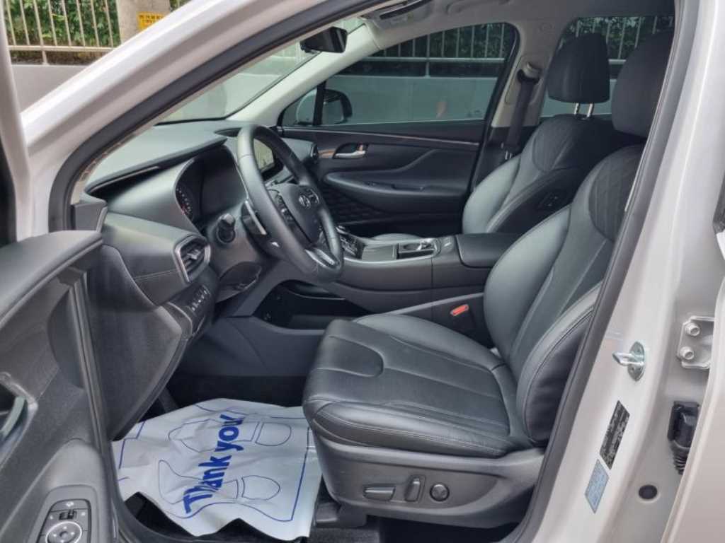 HYUNDAI Santa Fe - Vista 10