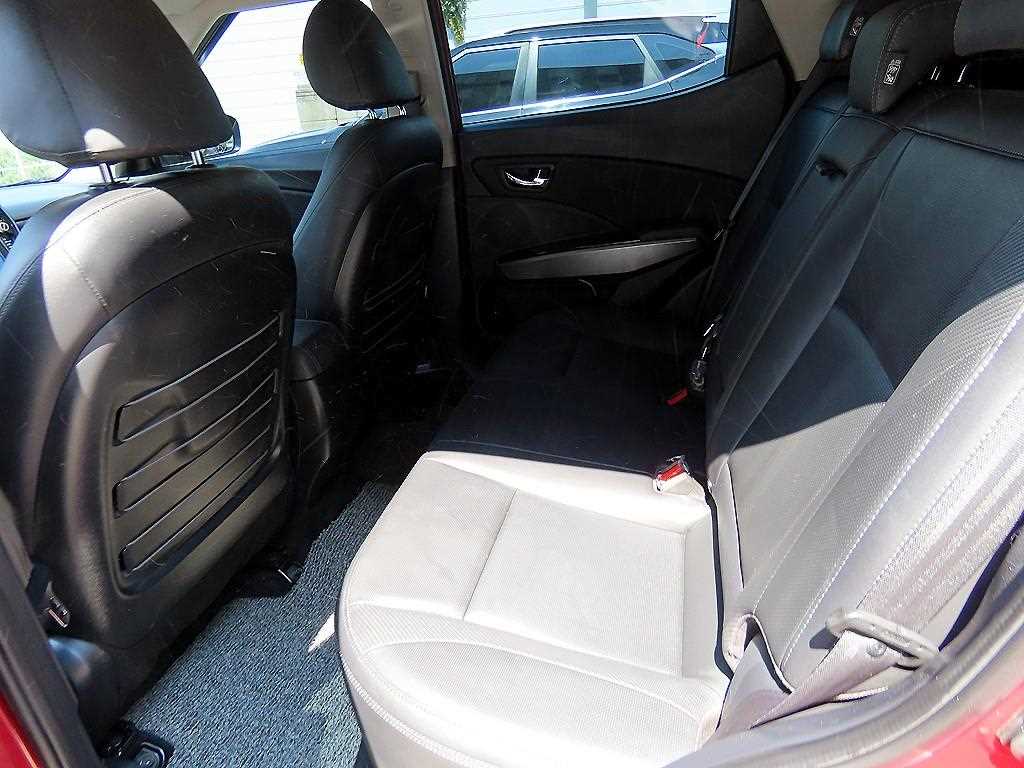 Ssangyong Tivoli - Vista 8