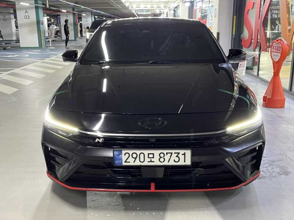 HYUNDAI Avante - Vista 2