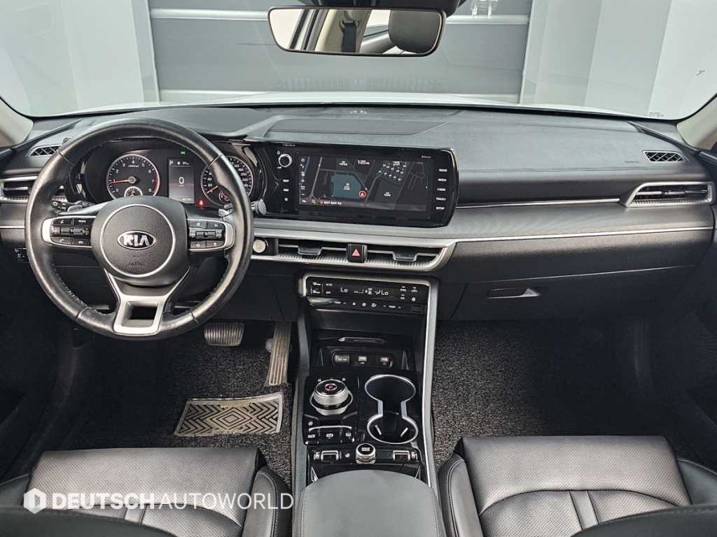 KIA K5 - Vista 9