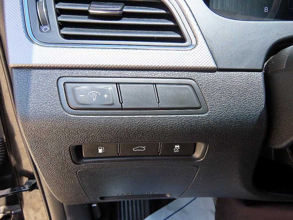 HYUNDAI Sonata 2016 Negro - Importación desde Corea - HF Imports Iquique - Foto 14