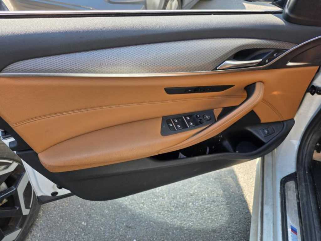 BMW 5 Series - Vista 6