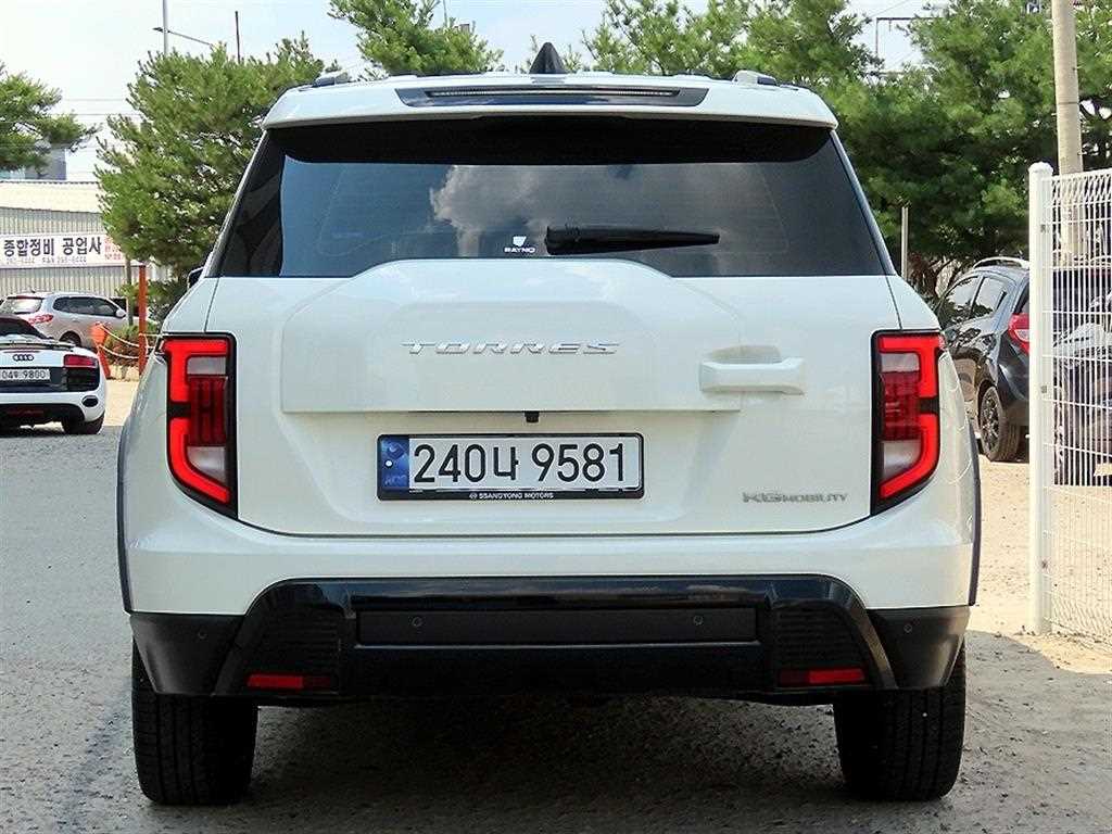 Ssangyong Torres - Vista 6