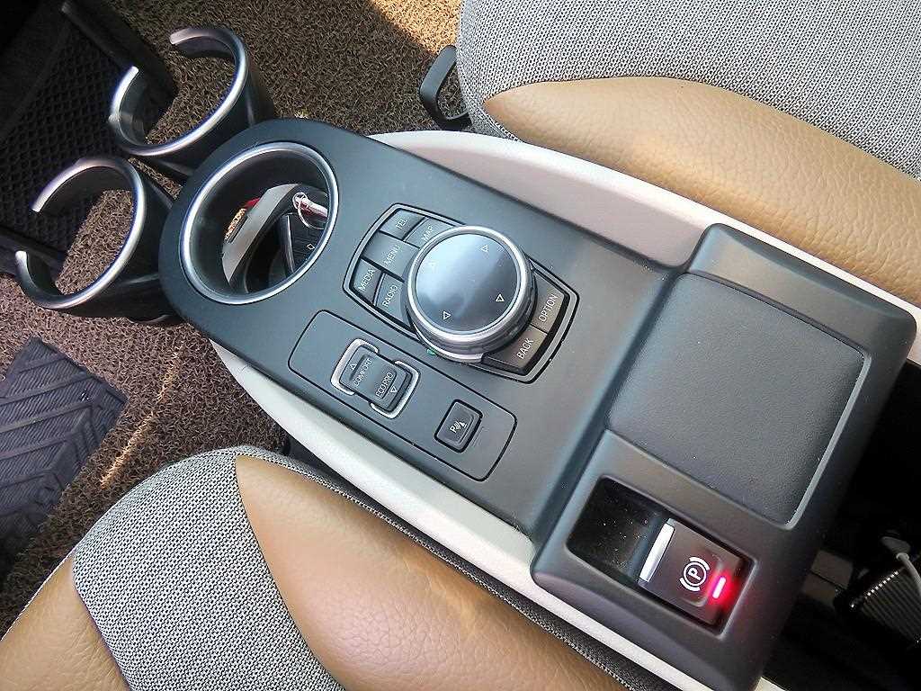 BMW i3 2014 Gris - Importación desde Corea - HF Imports Iquique - Foto 17